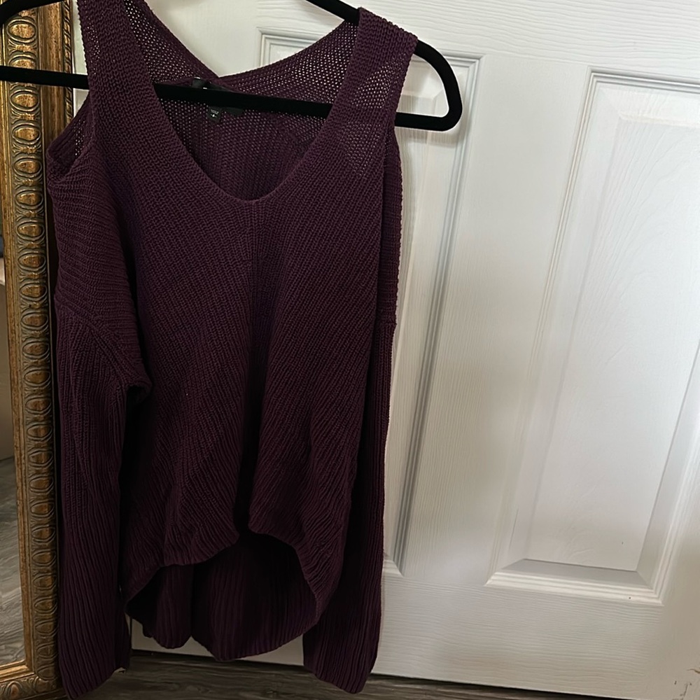 Size small purple long sleeve express top,